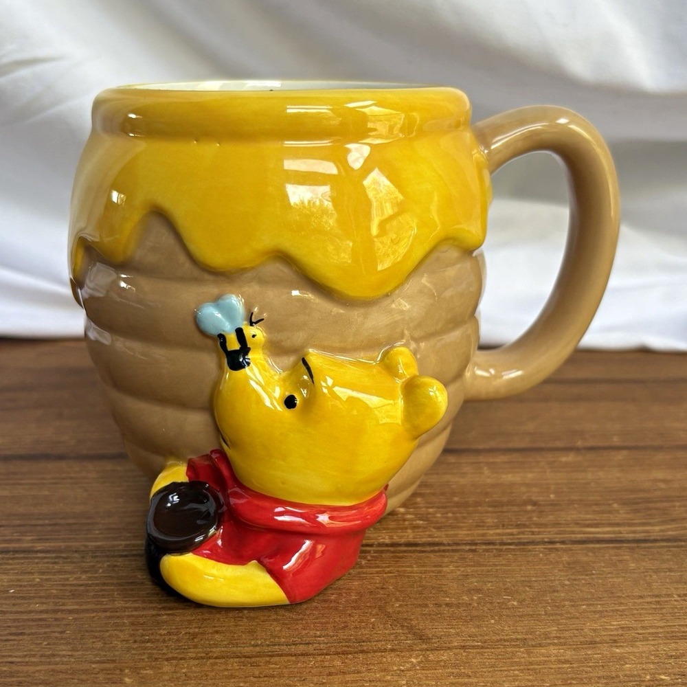 Disney Winnie the Pooh Honey Hunny Pot 3D Sculpted Mug Silver Buffalo 23 Oz